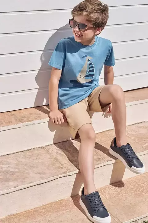 Conjunto de Camiseta em Meia Malha e Bermuda em Cotton Jeans com Elastano