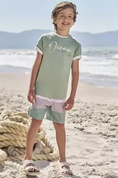 Conjunto de Camiseta em Meia Malha e Bermuda em Nylon Ergonomic com Elastano