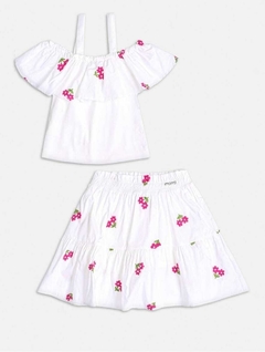 Conjunto blusa e saia na internet