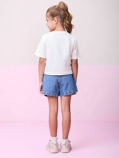 Shorts jeans detalhe lateral na internet