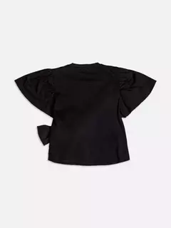 Blusa manga curta com recorte e laço na internet