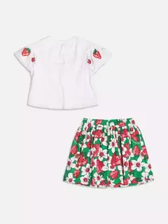 Conjunto Verde com Morangos