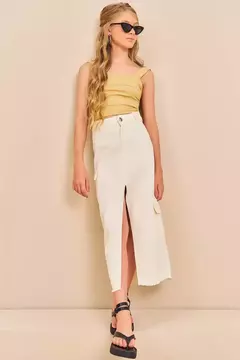 Blusa Cropped em Viscolinho Stretch