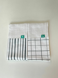 Kit 2 Paninhos de Boca em Gaze de Algodão Branca Estampas Grid Preto e Branco e Listras Preto e Branco - comprar online