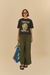 T-Shirt FARM Média Estampada Corazon Tropical Preta