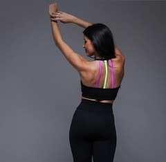 Conjunto Legging Poliamida Cós alto c/recortes nas laterais - comprar online