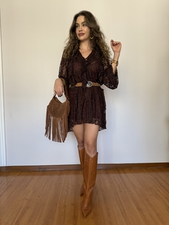 Vestido curto em renda com forro - comprar online