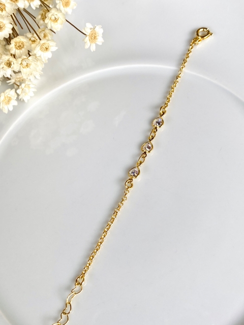 Pulseira com Mini Corações