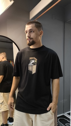 Camiseta Arcade Plano C Preta