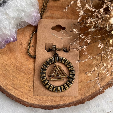 Colar Valknut Ouro Envelhecido