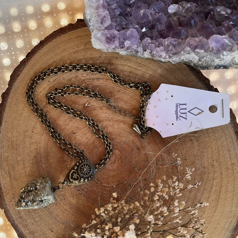 * Colar Dourado Envelhecido com Pirita (Colar Halo) - Luz Mengatto