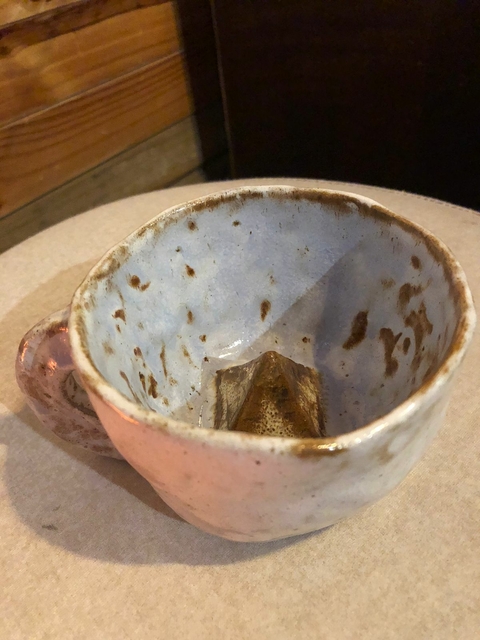 * Caneca Pirâmide - O Barroca Atelier