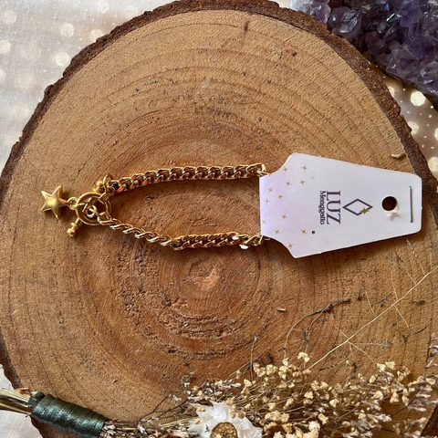 * Pulseira Dourada com Estrela - Unicostomer