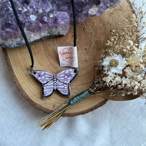 * Colar Borboleta - Terapia Barro (cores)