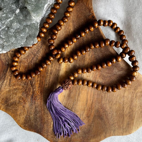 * Japamala Madeira e Rudraksha - Ananda Aromas