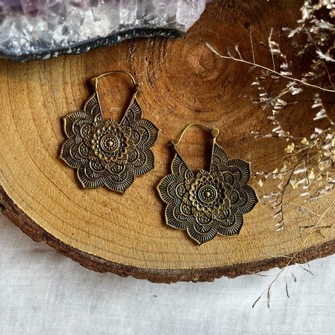 * Brinco Flor - Yantra Jóias em Bronze