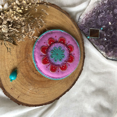 * Mandala Bordada (cores) - Bianca Ardjomand