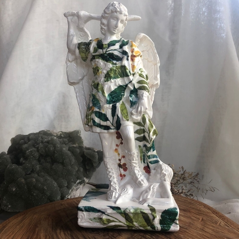 * Arcanjo Miguel de Gesso (Folhagem) 18cm - Misan Artesanato