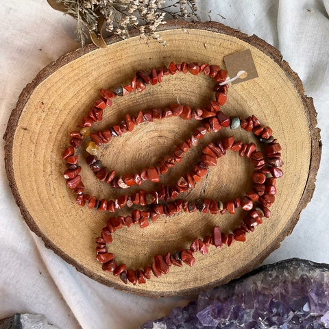 Colar de Cascalho de Pedra - Jaspe Vermelho