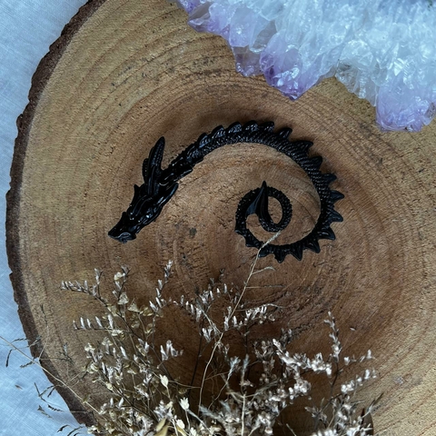 Orelha Brinco Dragão Preto (metal)