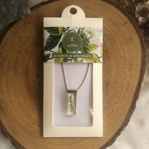 * Colar Meliloto Branco Retangular Médio 45cm (Folhado a ouro) - A Folha