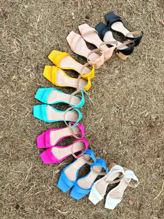 Sandalia salto bloco rolha; GV-2021 - comprar online