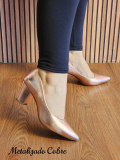 Scarpin Salto bloco 7cm - GV-2026 - loja online