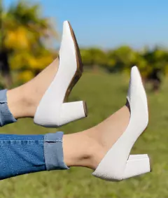 Scarpin Salto bloco 7cm - GV-2026 - comprar online