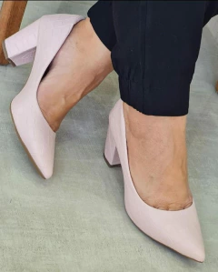Scarpin Salto bloco 7cm - GV-2026 - loja online