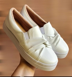 Tênis Slip com nó GV-2033 - Menina Refinada