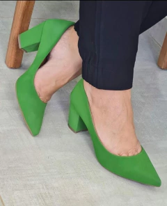 Scarpin Salto bloco 7cm - GV-2026 - Menina Refinada