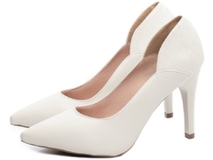 Sapato Scarpin Napa Off White e Croco Off White; TCL-1625-70B - Menina Refinada