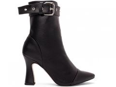 Bota Bico Fino Cano Médio; TCL43.003 - comprar online