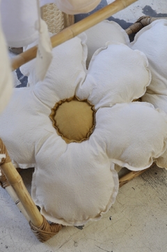Almohadon Flor - comprar online