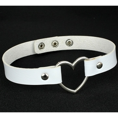 Choker Gargantilha de Couro Coração - 18 Cores - Kawaii Ghosty