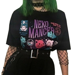 Camiseta Neko Mancer na internet