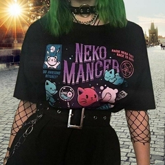 Camiseta Neko Mancer