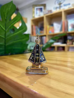 Imagem de Nossa Senhora Aparecida decorativa 5cm CARRO OU MESA