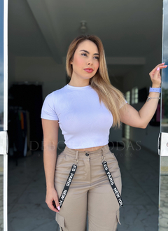 Cropped Mavie