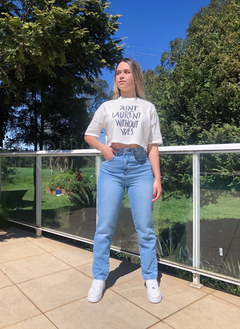 Mom Jeans lisa na internet