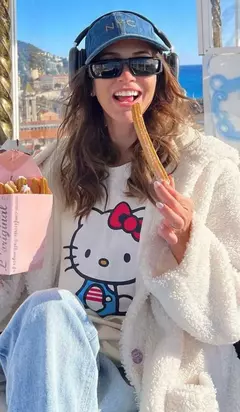 t-shirt hello kit