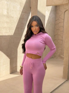 Conjunto Modal Faixa Rosa na internet
