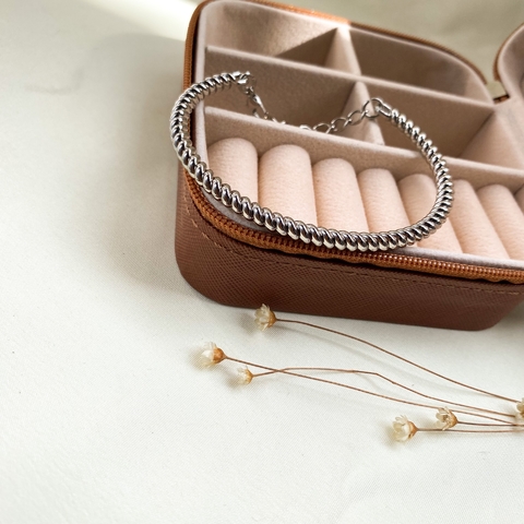 ref 106 bracelete espiral - verniz italiano ródio