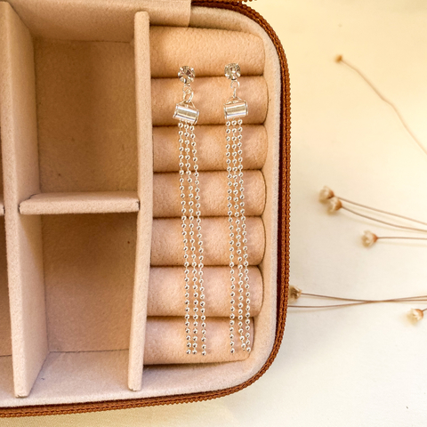 ref 40 Brinco fios - semijoia prata