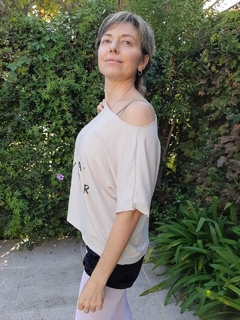 Remera Nikiya en internet
