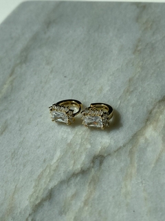 Huggies con zirconia plata