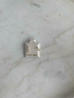 BROQUEL MEDIO ARO CON ZIRCONIA ORO 10KT en internet