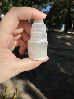 Torre de Selenita P - Purificação Energética e Conexão Espiritual - comprar online
