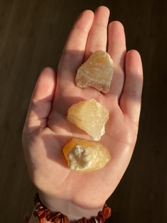 Calcita Amarela Bruta