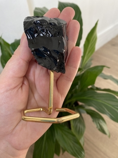 Obsidiana Negra na Base Dourada - Proteção e Autoconhecimento